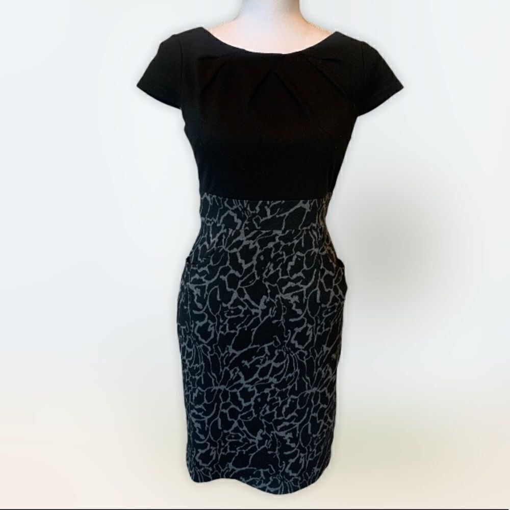 Adrianna Papell Cap Sleeve Marble Pattern Dress